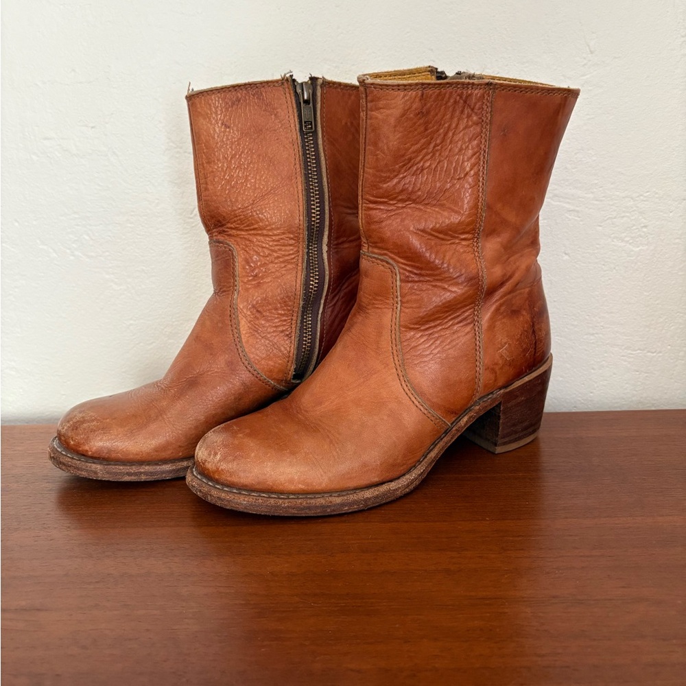 Vintage Frye Campus Boots